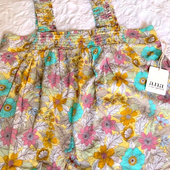 NWT a.n.a Floral Cropped Tank - Picture 2 of 5